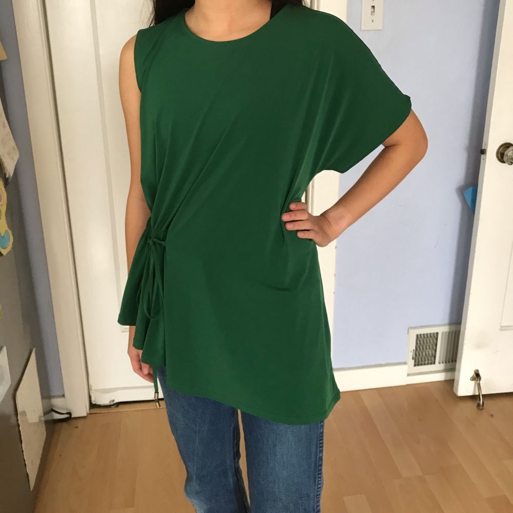 NWT DKNY Elegant Top